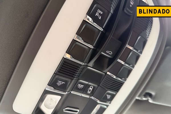 PORSCHE Macan 2.0 16V GASOLINA 4P AUTOMÁTICO 2020/2021 PORSCHE Macan 2.0 16V GASOLINA 4P AUTOMÁTICO 2020/2021